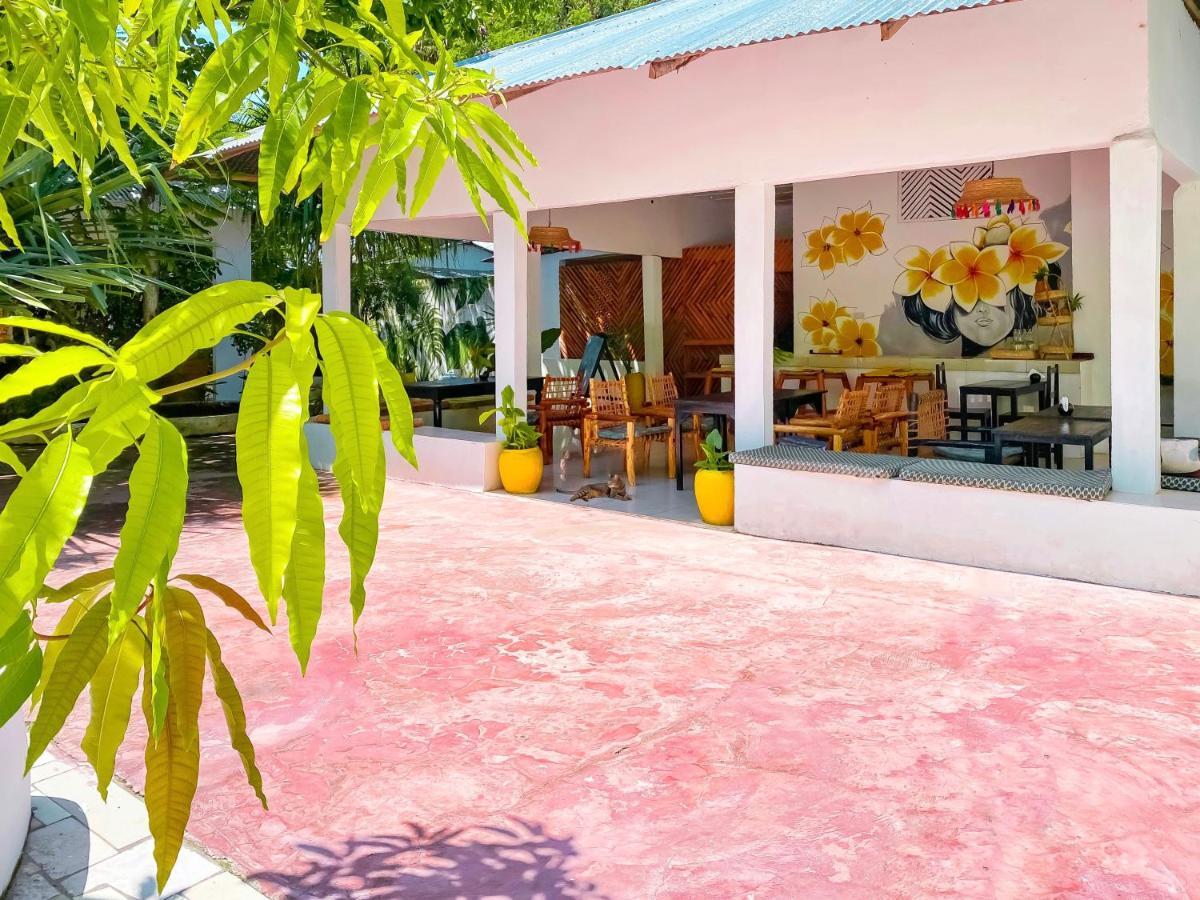 Papaya Guest House 눙귀 외부 사진